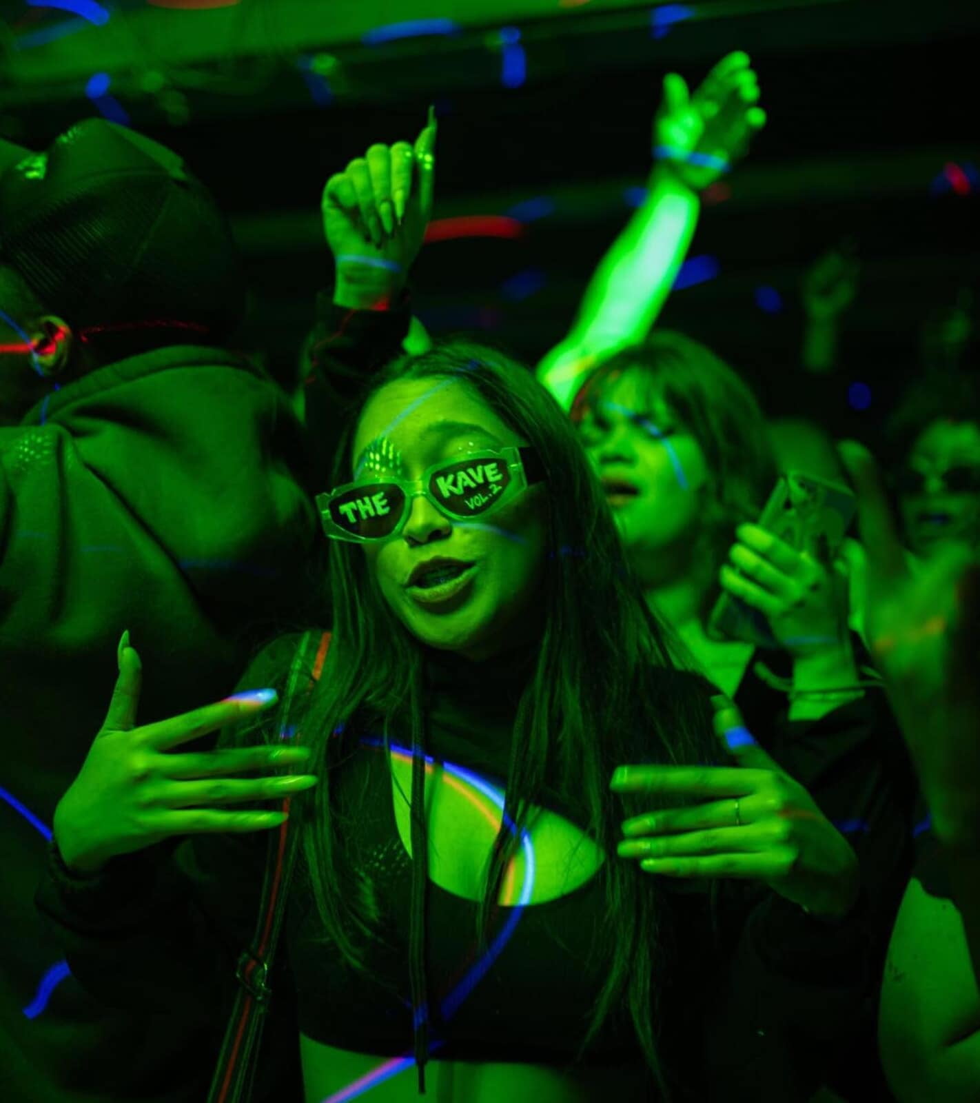 Girl wearing The Kave glasses