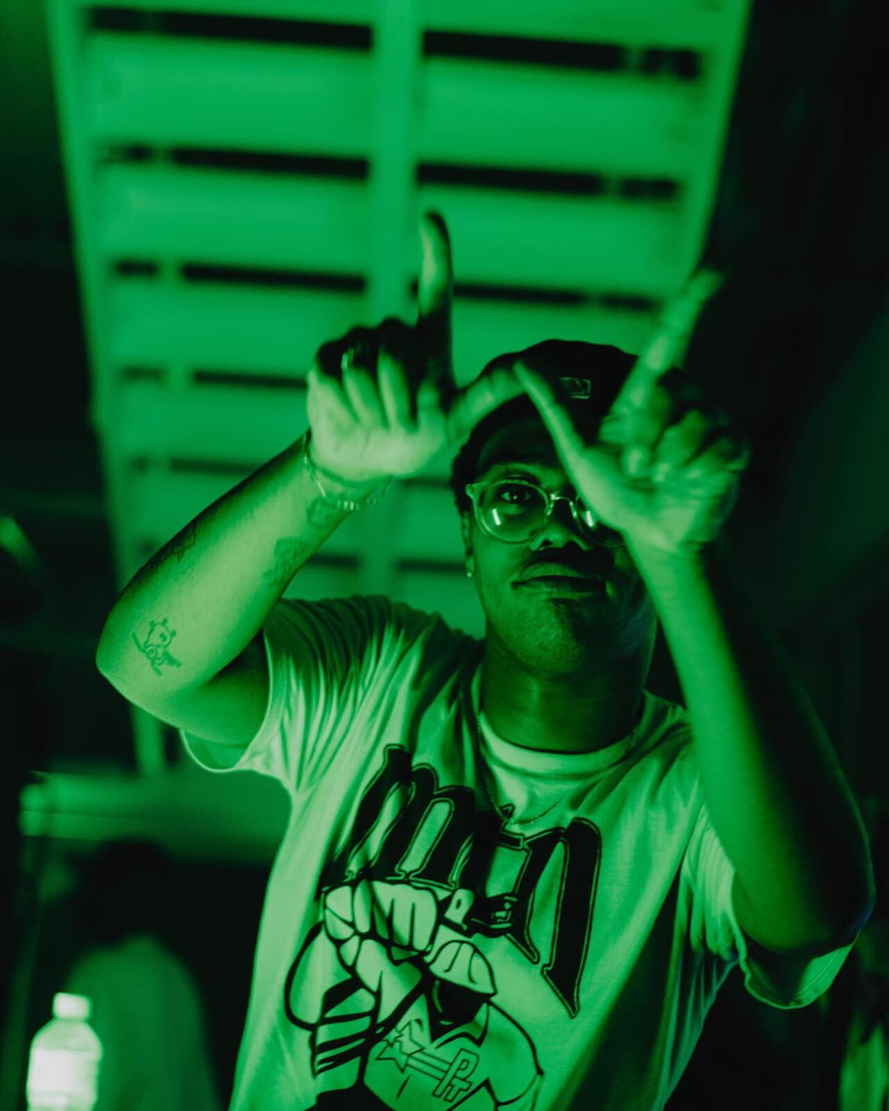 Kave goer throwing hand sign